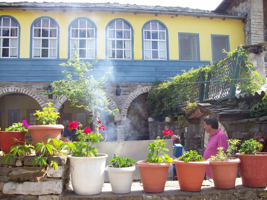 Archontiko 1787 Hotel Tsepelovo Buitenkant foto