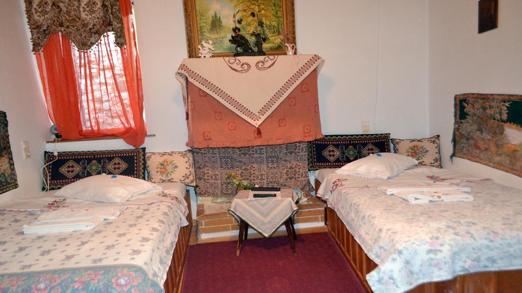 Archontiko 1787 Hotel Tsepelovo Buitenkant foto